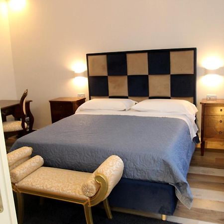 Pompei Luxury Suite ภายนอก รูปภาพ