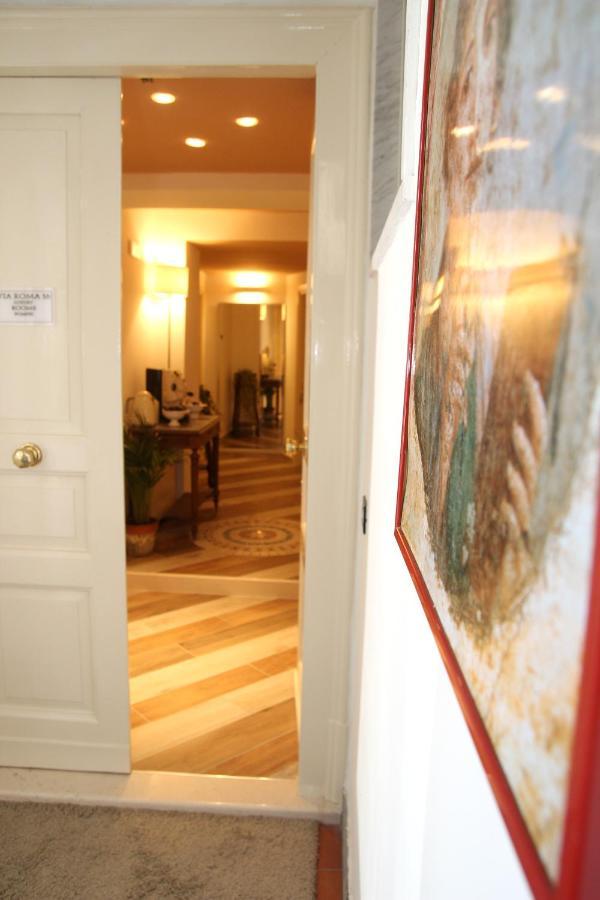 Pompei Luxury Suite ภายนอก รูปภาพ